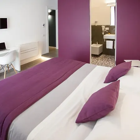 Dimora Mefite-camere Con Bagno Privato E Self Check-in Konukevi Matera