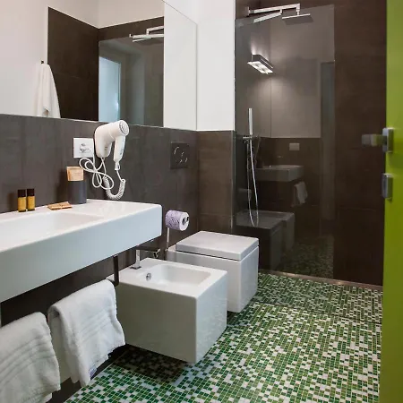 Dimora Mefite-camere Con Bagno Privato E Self Check-in Konukevi Matera